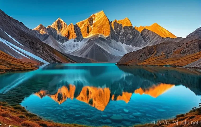타지키스탄의 주요 산맥 - **Vast Pamir Plateau at Sunset:** A panoramic, ultra-wide shot of the "Roof of the World" in the Pam... 타지키스탄의 주요 산맥 - **Vast Pamir Plateau at Sunset:** A panoramic, ultra-wide shot of the "Roof of the World" in the Pam...